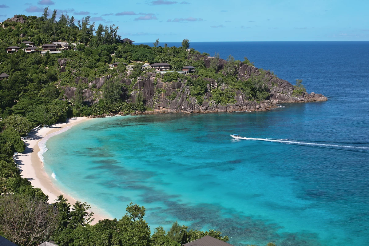 Plage de l'hôtel, Four Seasons Resort Seychelles