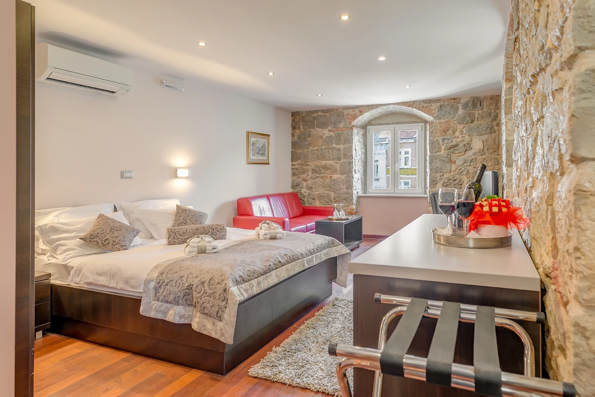 Suite luxe avec vue sur la ville, Hôtel Palace Suites Heritage, Split, Croatie