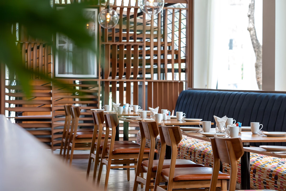 Nalu Bar & Grill, Outrigger Surin Beach Resort, Thaïlande