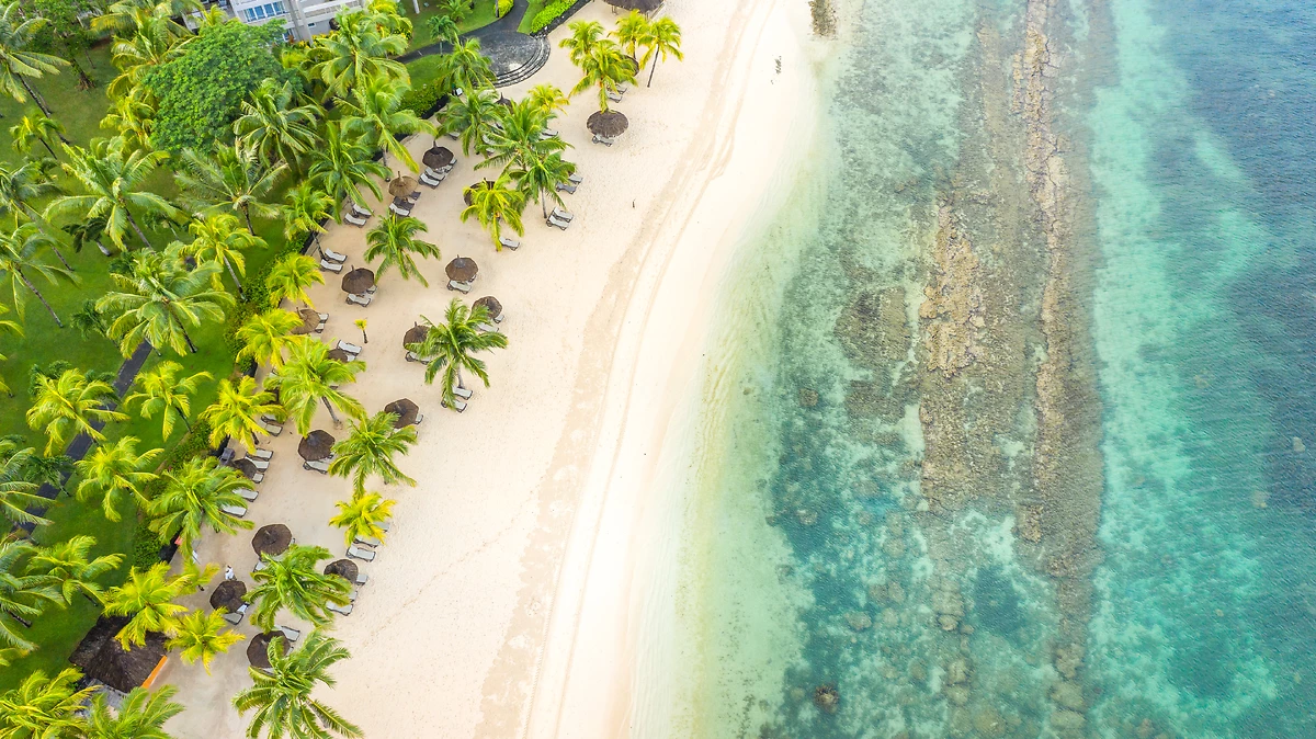 Vue aérienne de la plage, Victoria Beachcomber Resort & Spa, Île Maurice