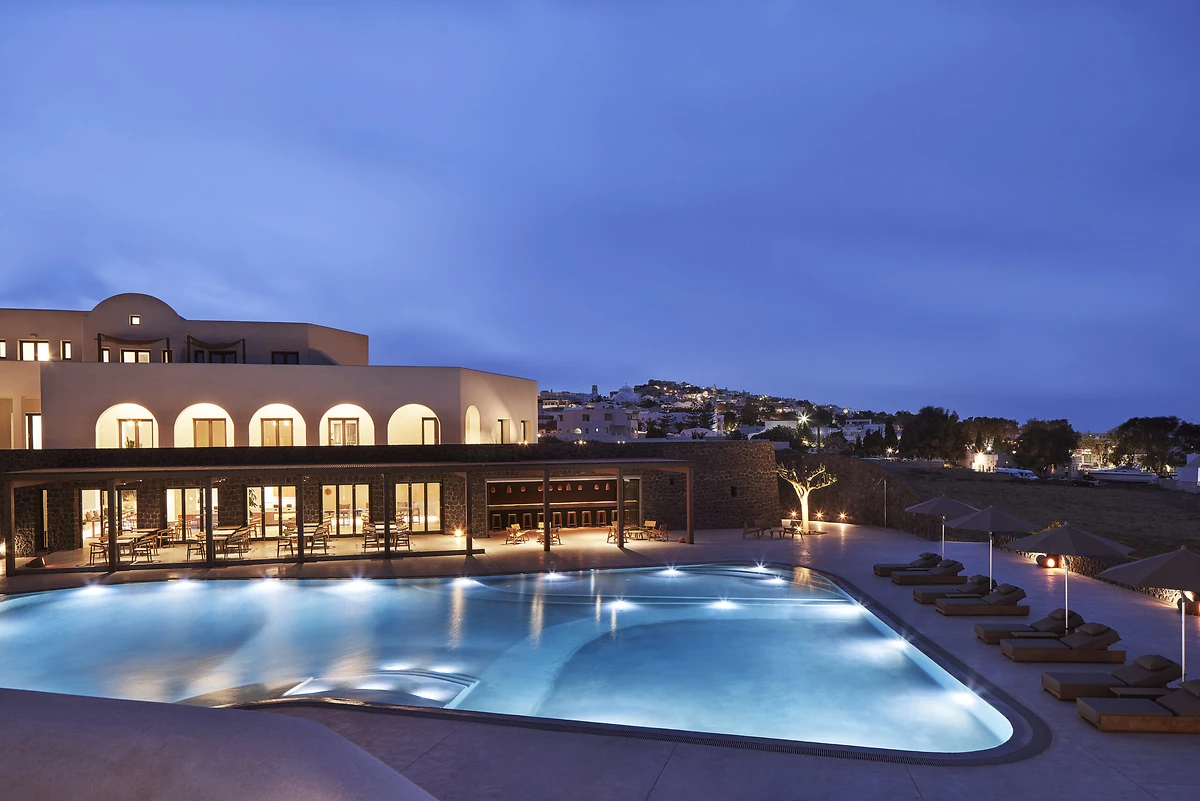 Piscine de l'hôtel  de nuit, Orama Hotel & Spa, Santorin, Grèce