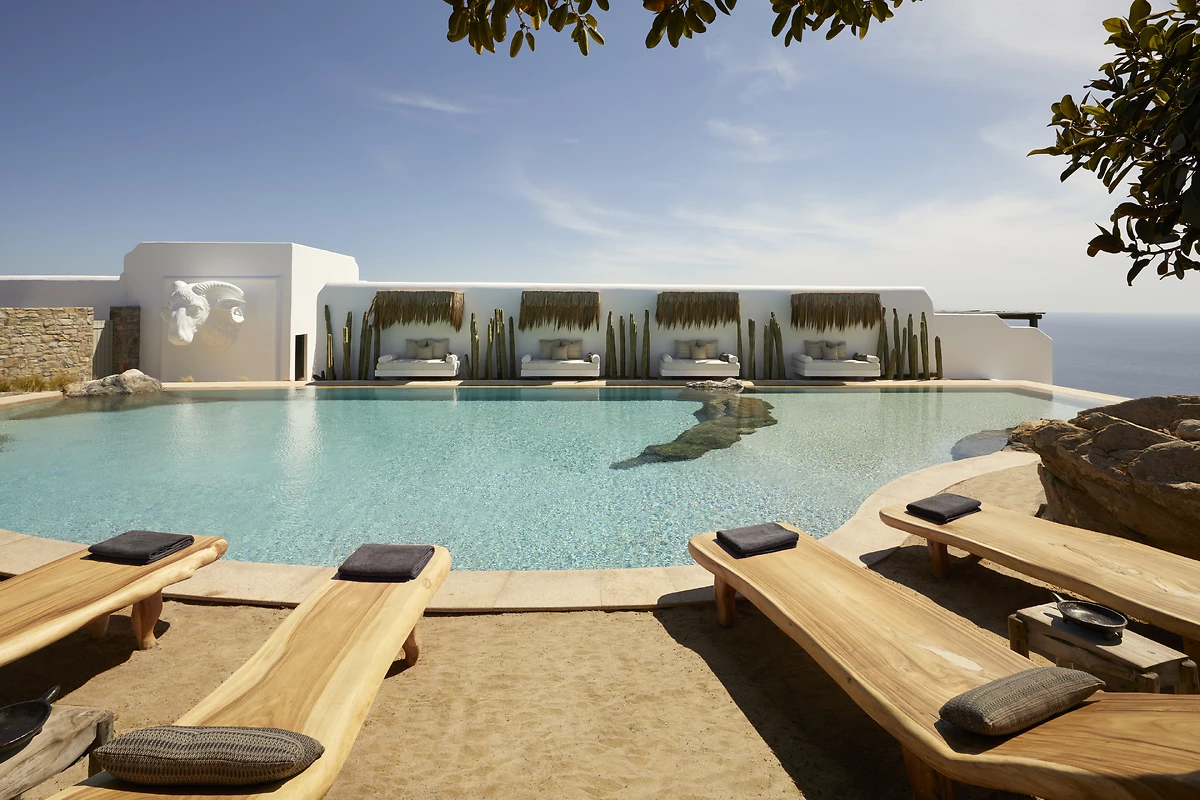 Grèce : Myconian Panoptis Escape