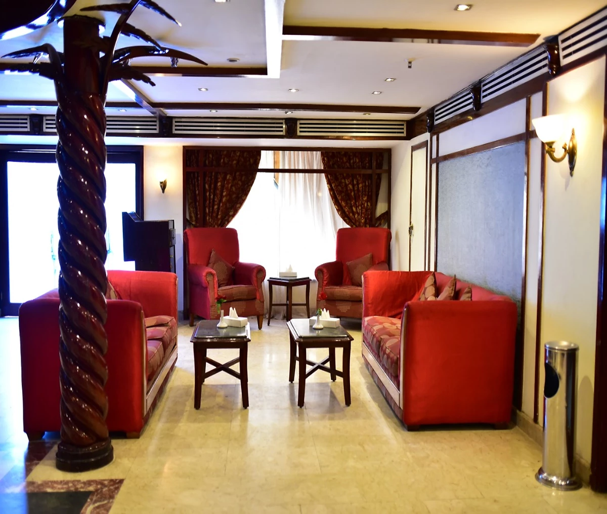 Salon, M/S Toutankhamon