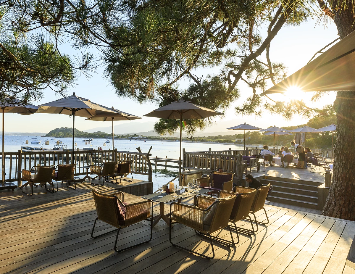 Un des restaurants de l'hôtel, Grand Hôtel de Cala Rossa