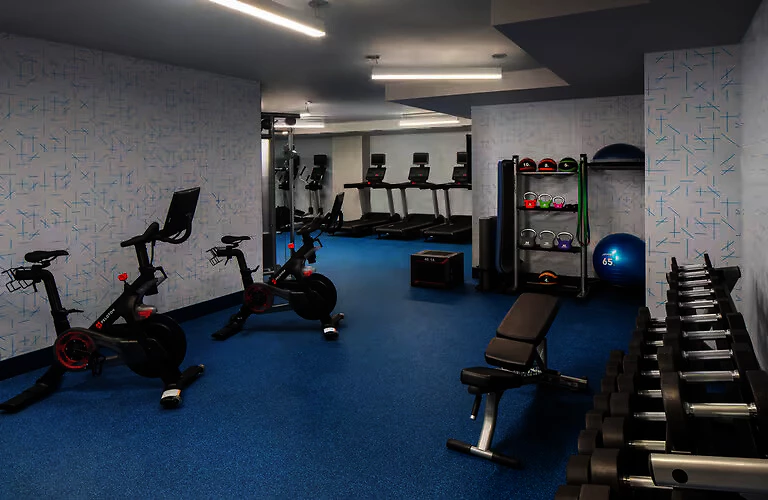 Salle de sport, Home2 Suites by Hilton New York Times Square, États-Unis