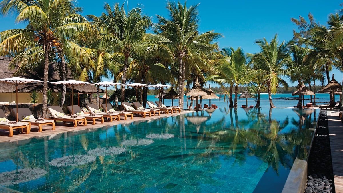 Piscine de l'hôtel, Constance Prince Maurice