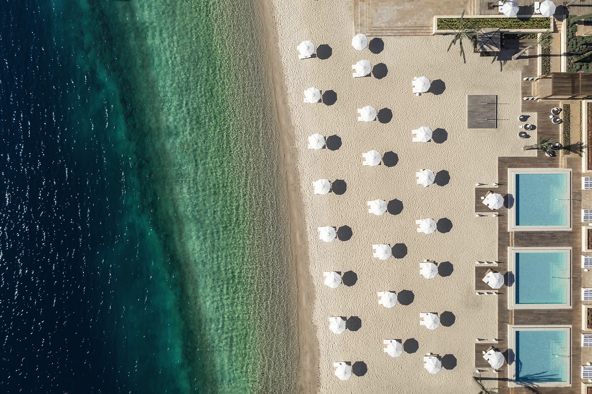 Vue aérienne de la plage de l'hôtel, One&Only Portonovi