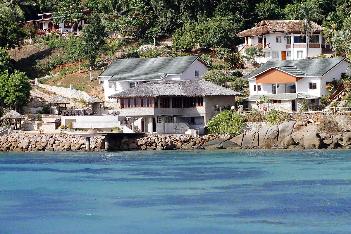 Vue générale, Chalets Côté Mer, Seychelles