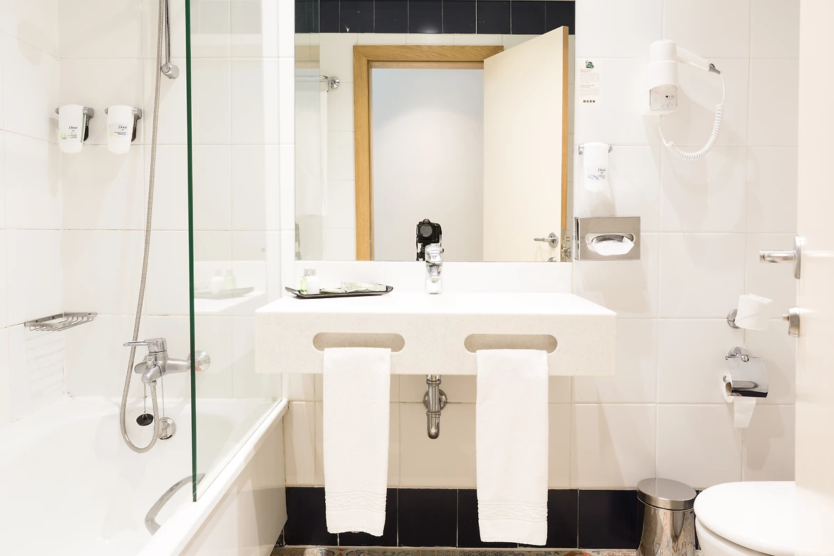 Salle de bain, Legendary Porto Hotel, Porto, Portugal