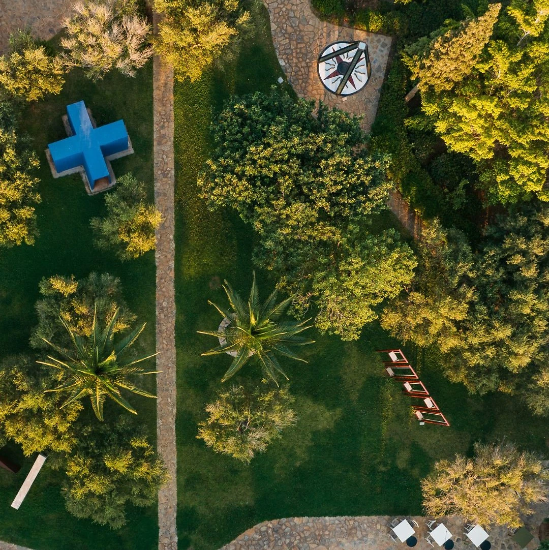 Vue aérienne du jardin, Minos Beach Art Hotel, Crète, Grèce