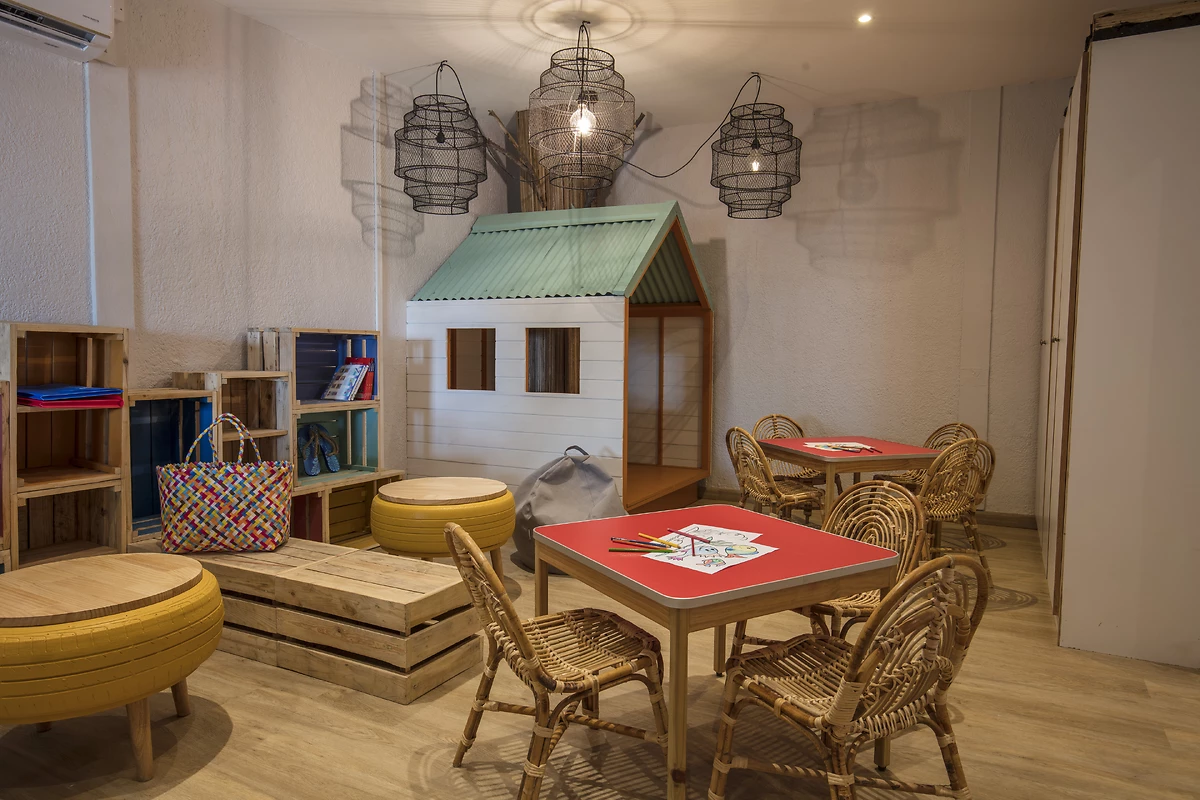 Club pour enfants, hôtel C Rodrigues Mourouk