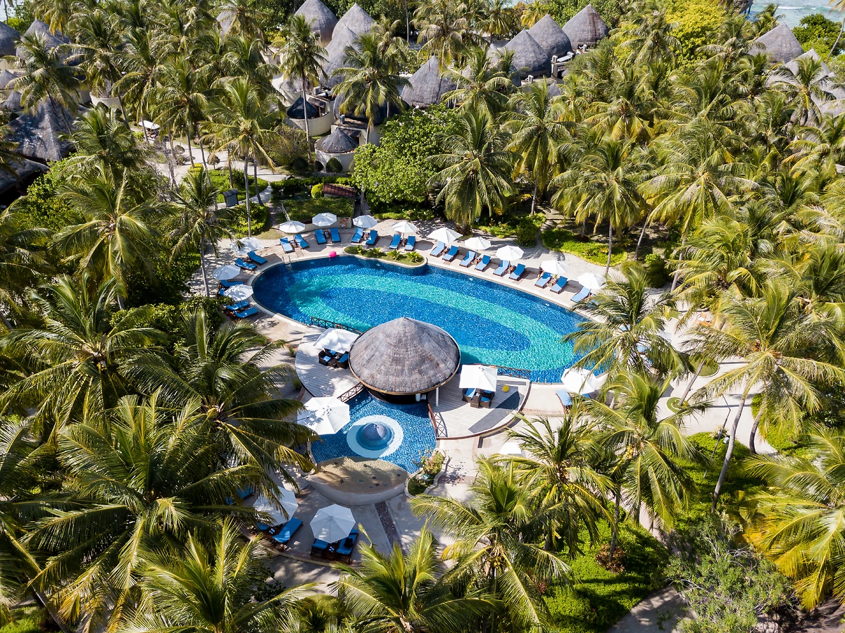 Vue aérienne de la piscine de l'hôtel, Bandos