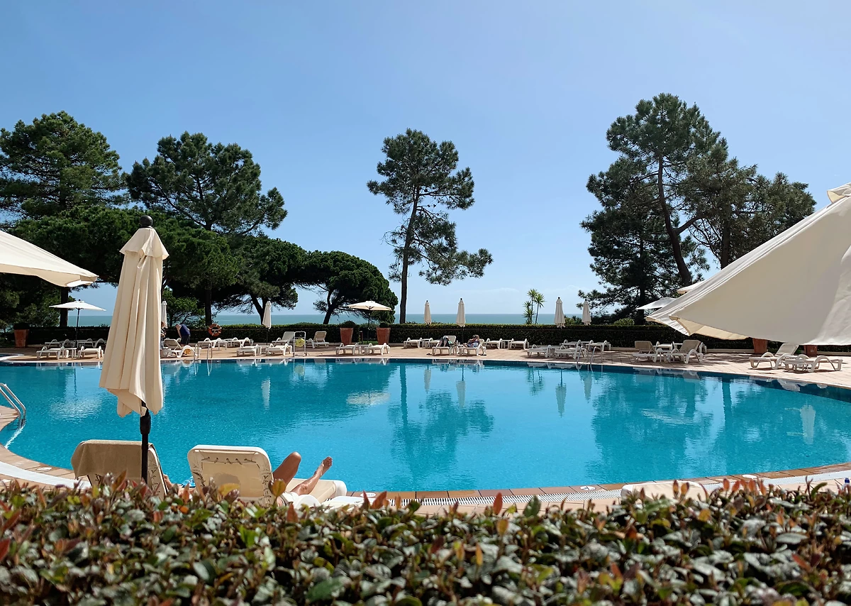Piscine de l'hôtel, PortoBay Falésia