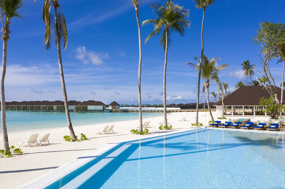 Piscine de l'hôtel, Sun Siyam Olhuveli