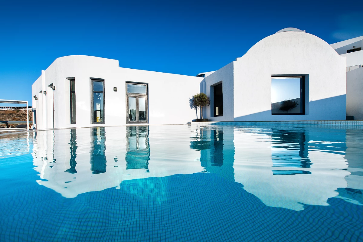 Piscine, Ambassador Aegean, Santorin, Grèce.