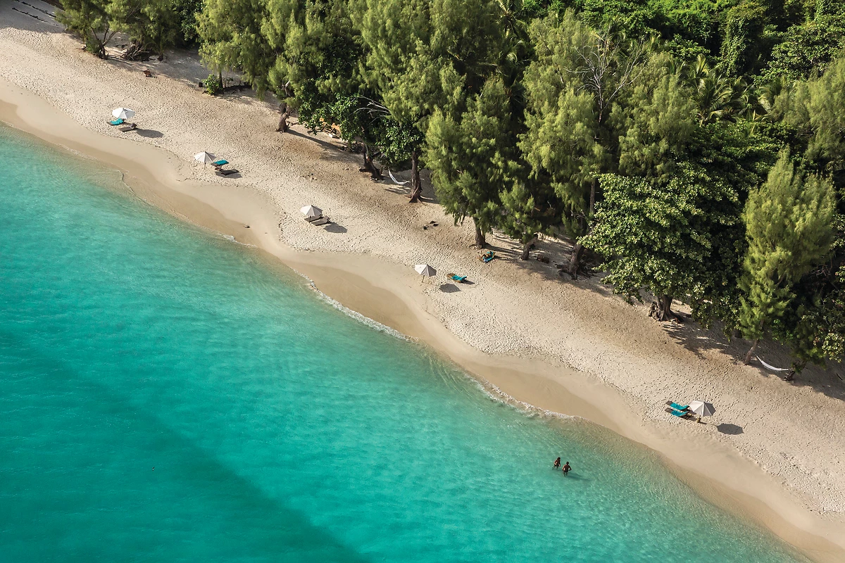 Plage de l'hôtel, hôtel Constance Tsarabanjina