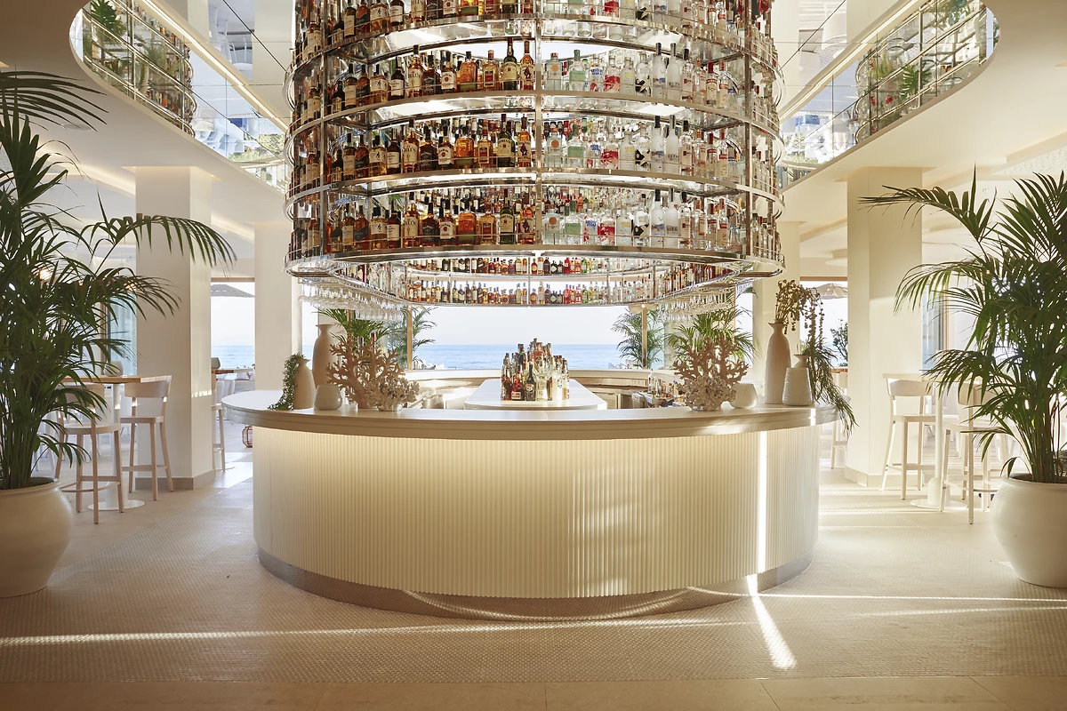 Bar principal, hôtel Ikos Andalusia