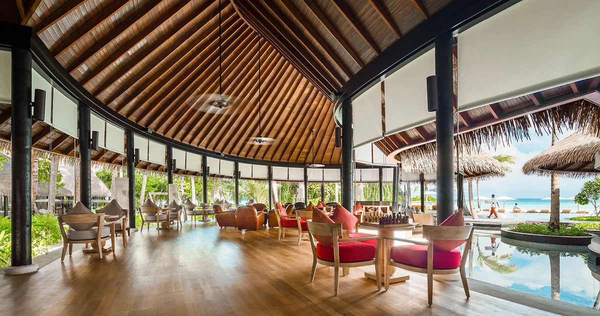 Un des restaurants de l'hôtel, COMO Maalifushi