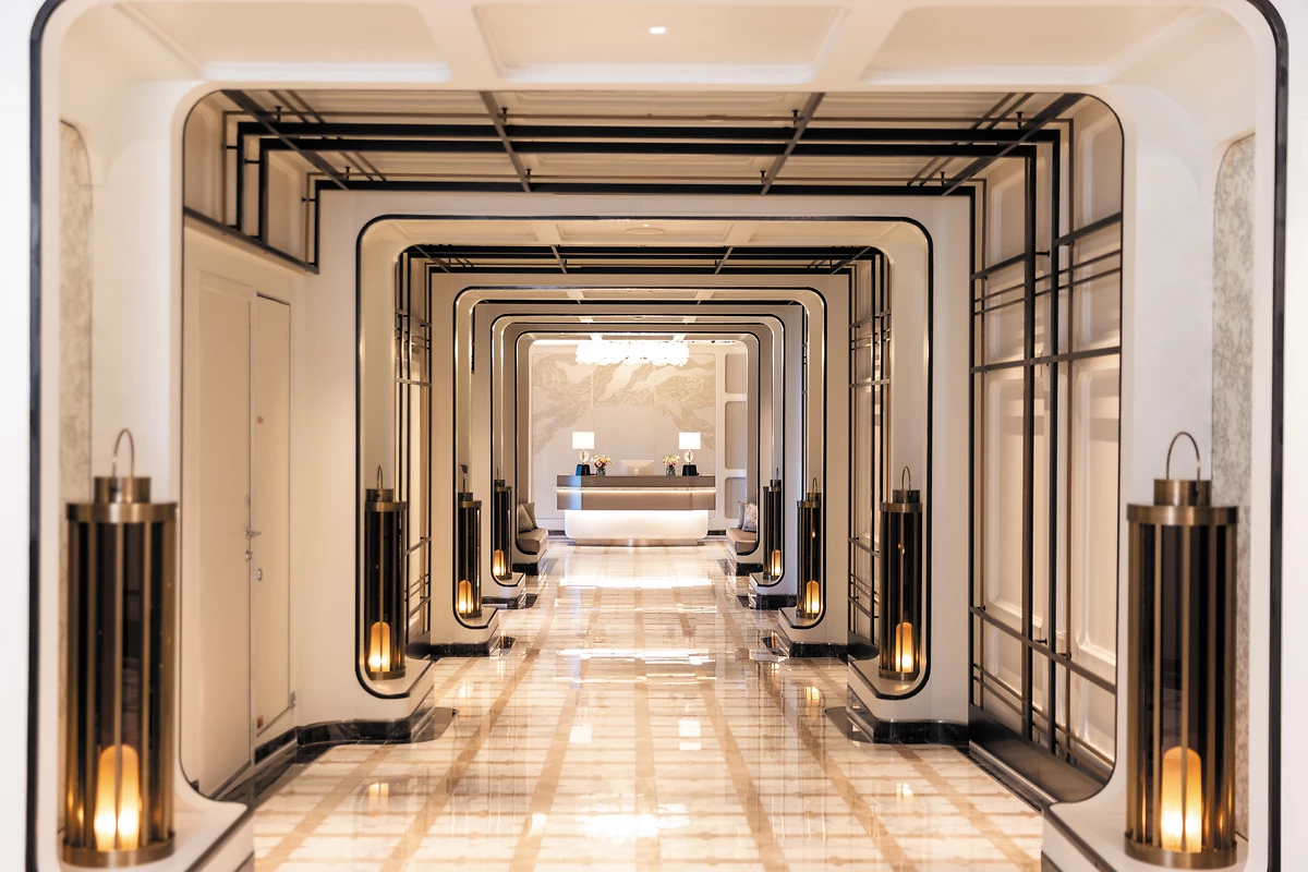 Parties communes, Seven Seas Grandeur