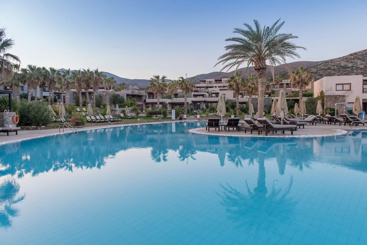 Piscine de l'hôtel, Ikaros Beach Luxury Resort & Spa, Crète, Grèce