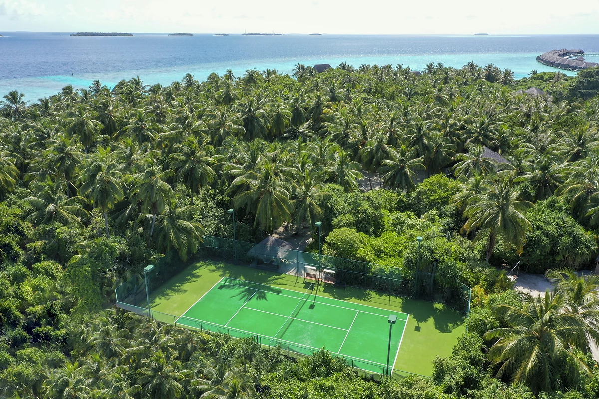 Terrain de tennis, Anantara Kihavah Maldives Villas