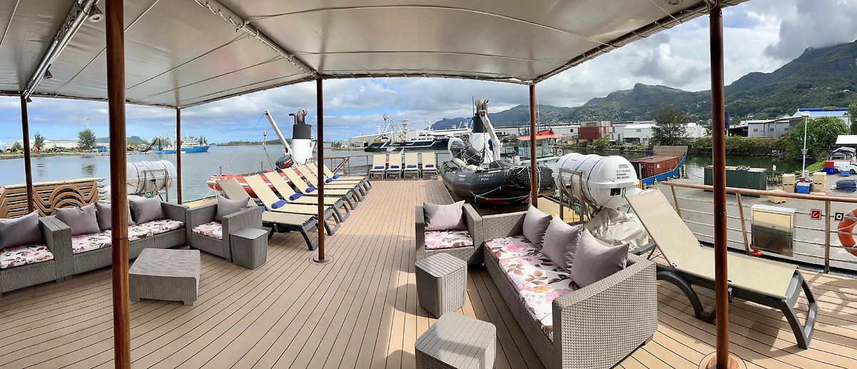 Pont du bateau, M/Y Pegasos