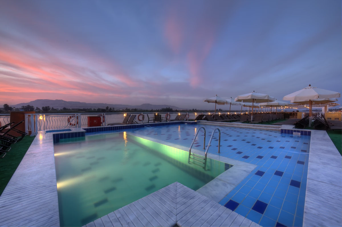 Piscine, M/S Steigenberger Minerva