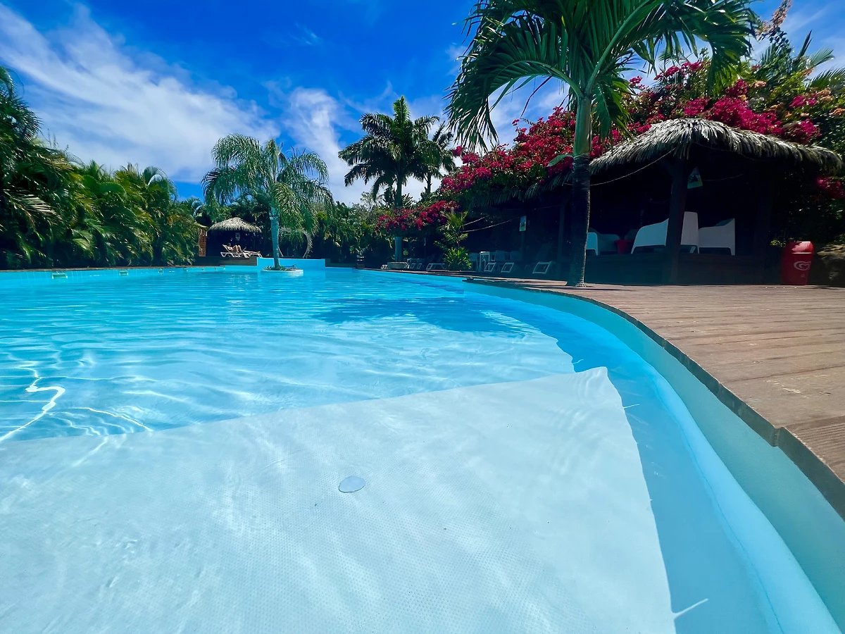 Piscine de l'hôtel, Tropicana Suites