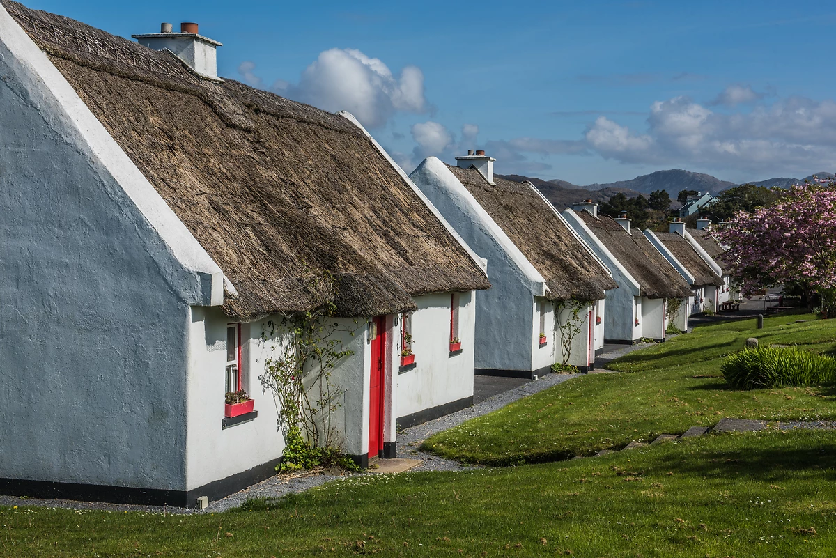 Toits de chaume, Galway, Irlande