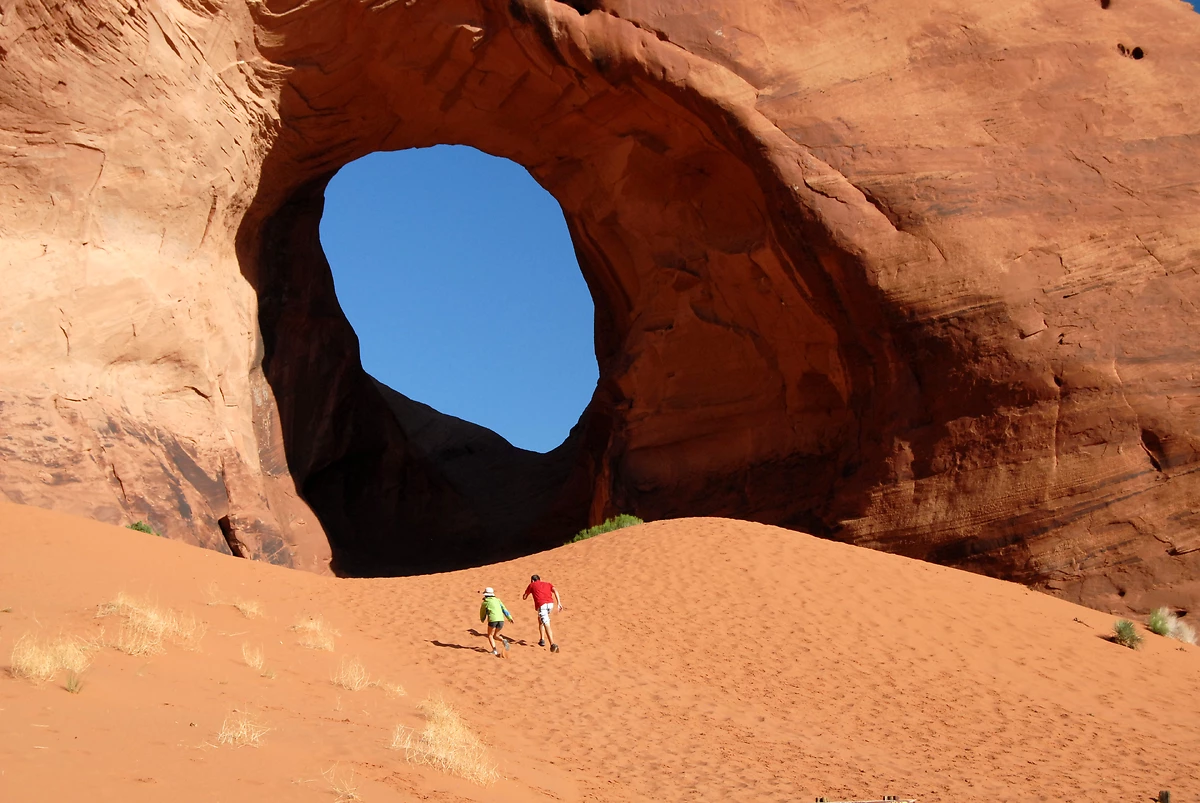 Ear of the wind, Monument Valley