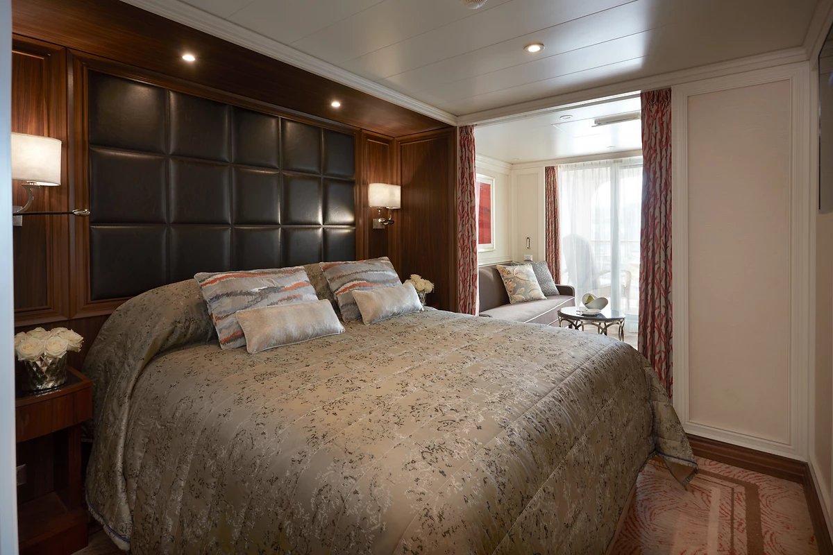 Suite Deluxe Veranda, Seven Seas Explorer, Regent Seven Seas Cruises