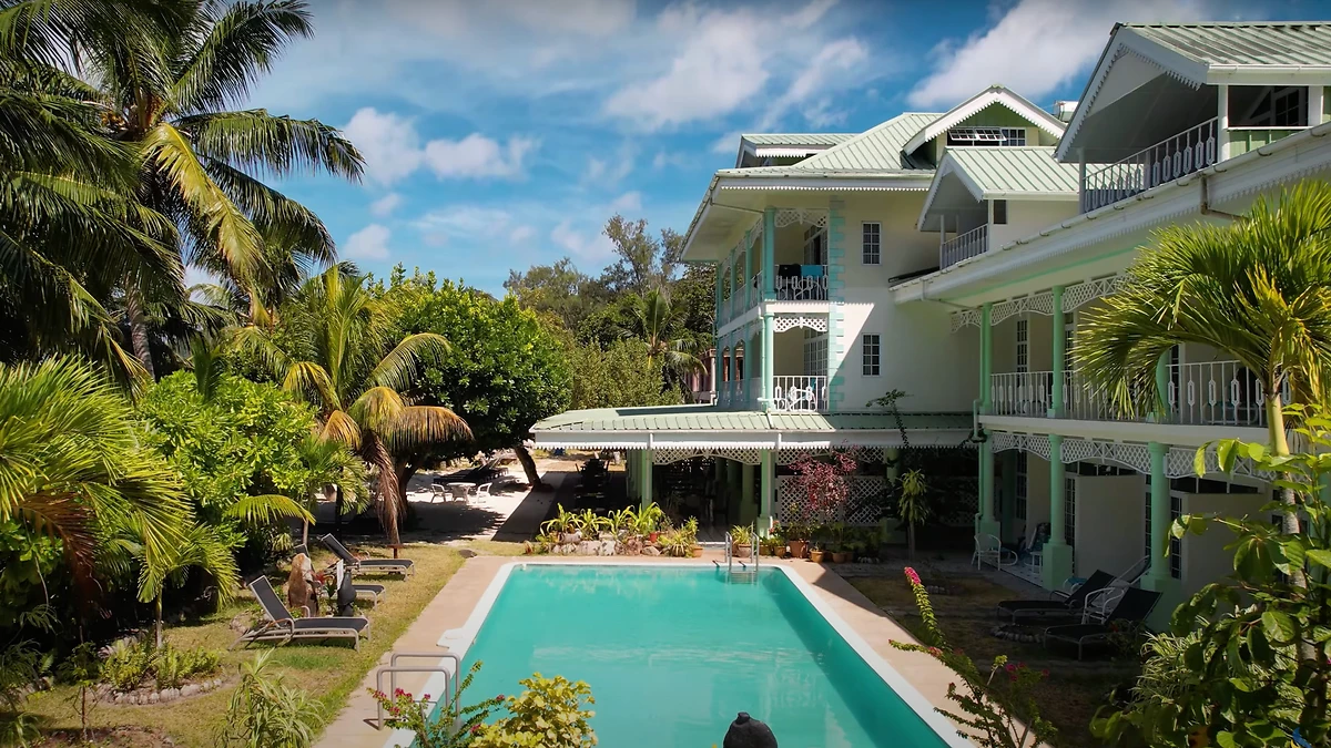 Piscine de l'hôtel, Palm Beach Hotel