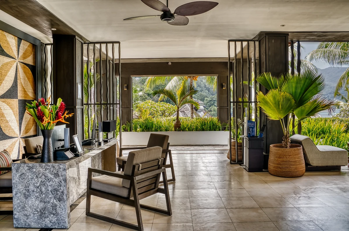 Réception de l'hôtel, Hilton Seychelles Northolme Resort & Spa