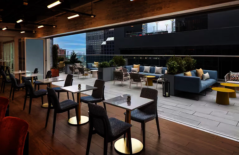 Bar vue building, Home2 Suites by Hilton New York Times Square, États-Uni