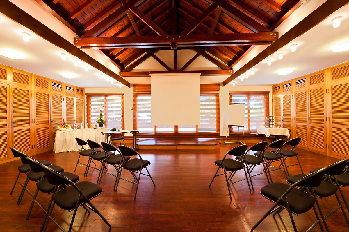 Salle de réunion, Saint Alexis, Saint Gilles, La Réunion