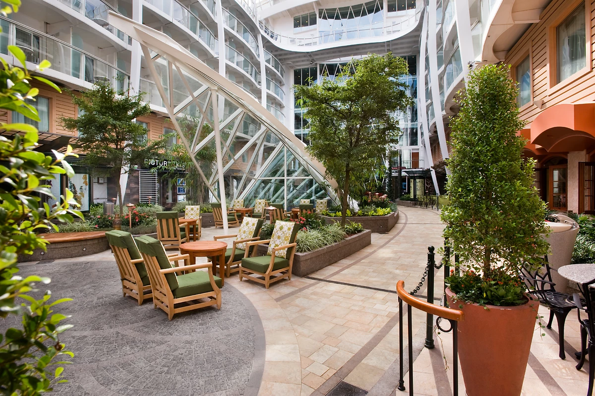 Centre du bateau, Oasis of the seas