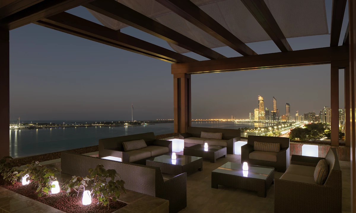 Azura Panoramic Lounge, The St. Regis, Abou Dhabi