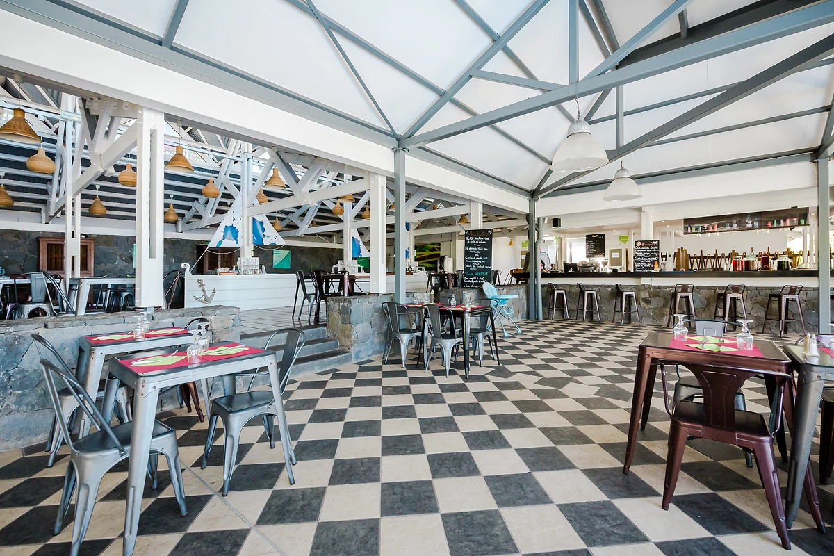 Restaurant Le combava, Hôtel Les Aigrettes