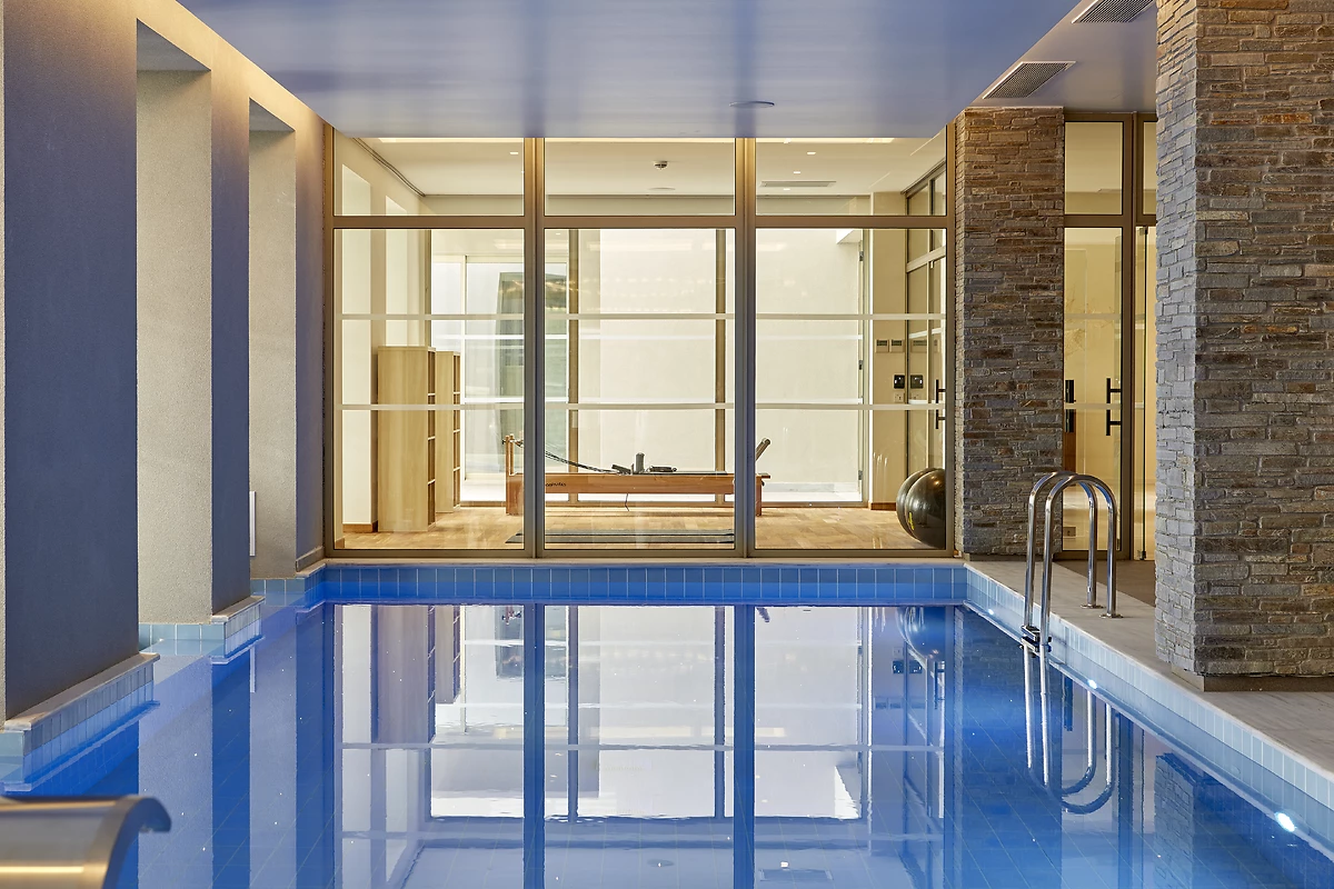 Piscine intérieure, spa de l'hôtel, Eagles Villas