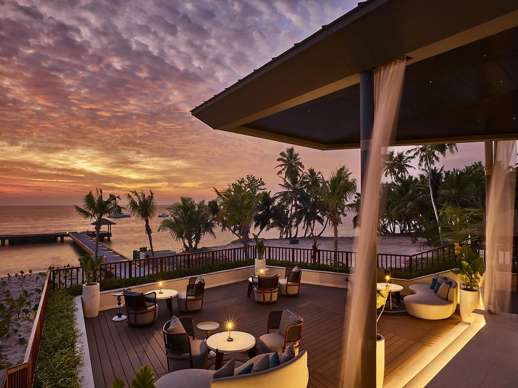 Un des bars de l'hôtel, Waldorf Astoria Seychelles Platte Island