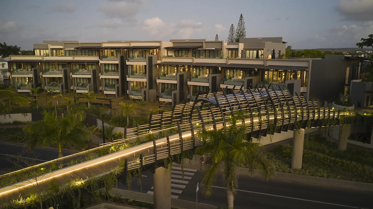 Pont menant à l'hôtel, LUX* Grand Baie, Île Maurice