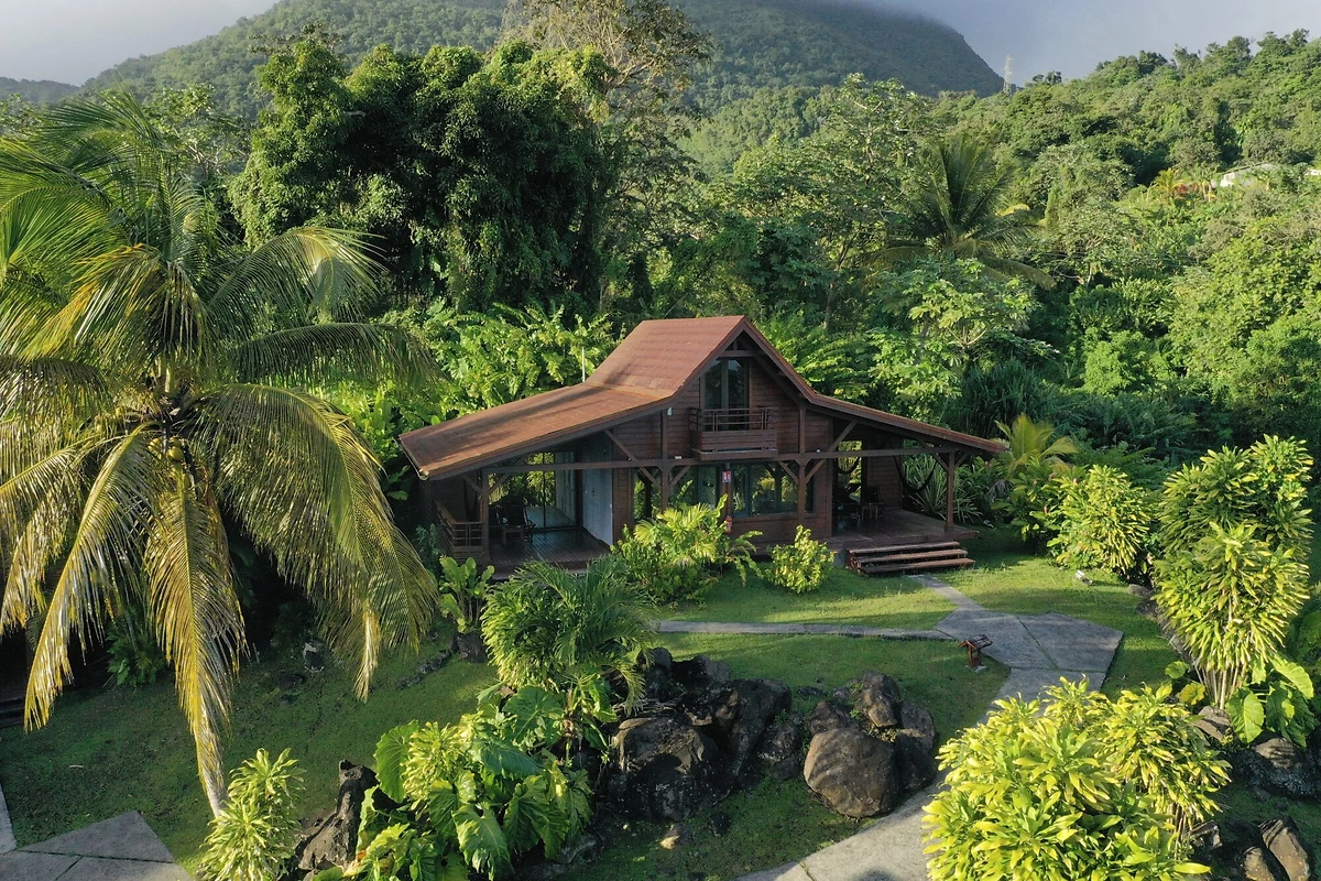 Vue extérieure, Hôtel Le jardin Malanga, Trois Rivières, Guadeloupe