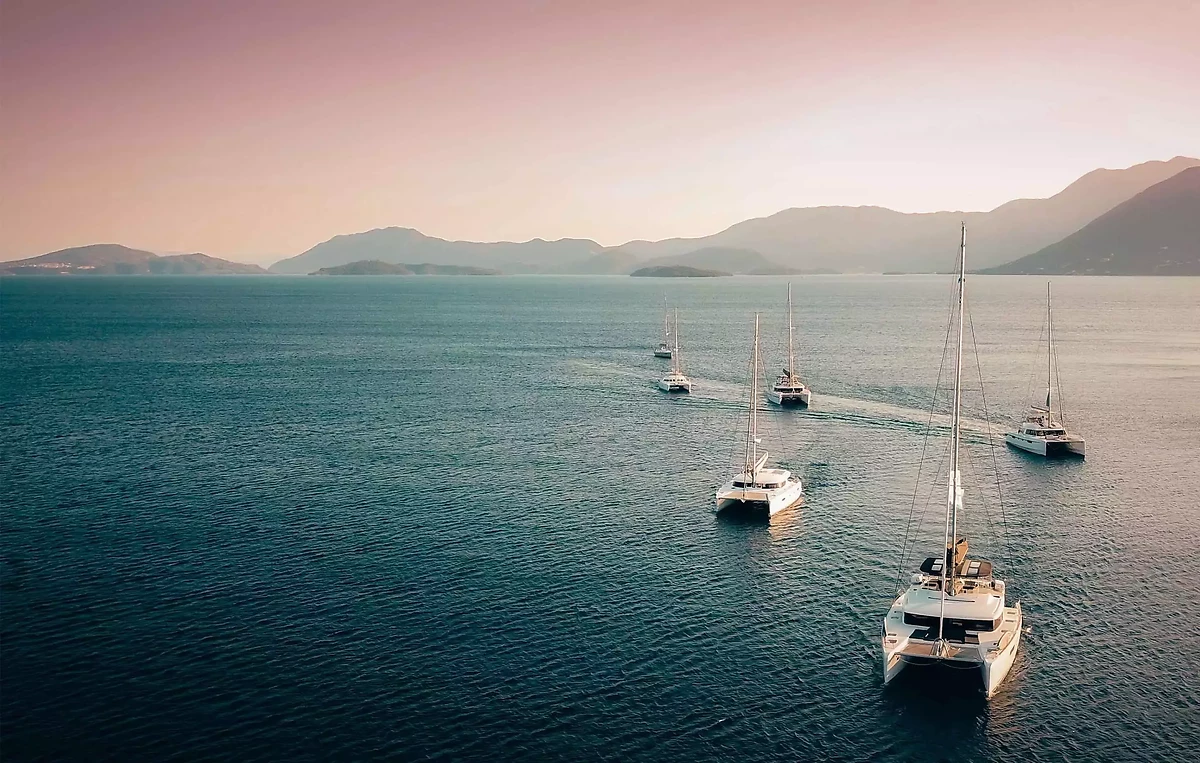 Bateaux, hôtel O&O Kéa Island