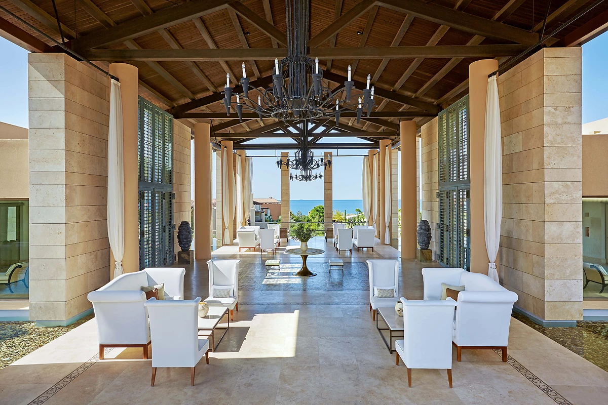 Lobby de l'hôtel, The Romanos