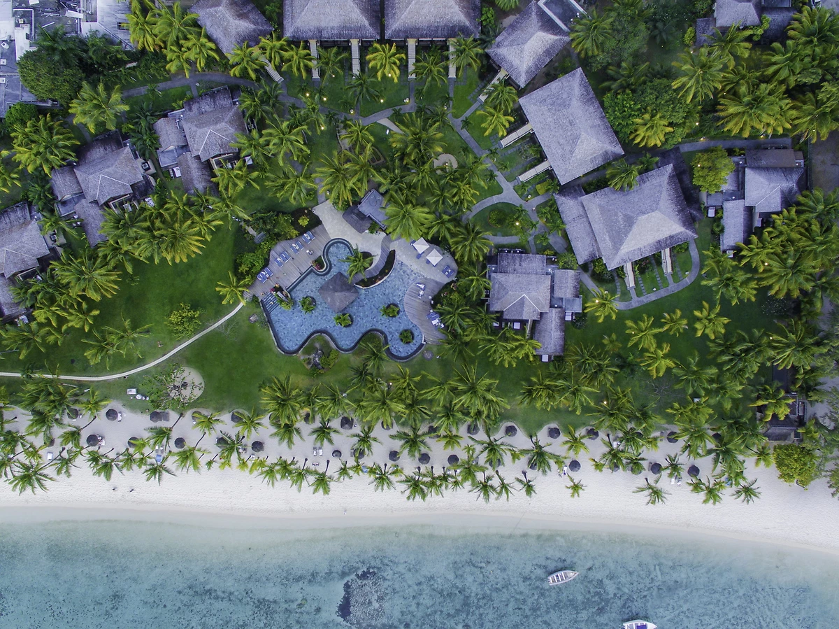 Vue aérienne des suites, LUX* Le Morne, Île Maurice