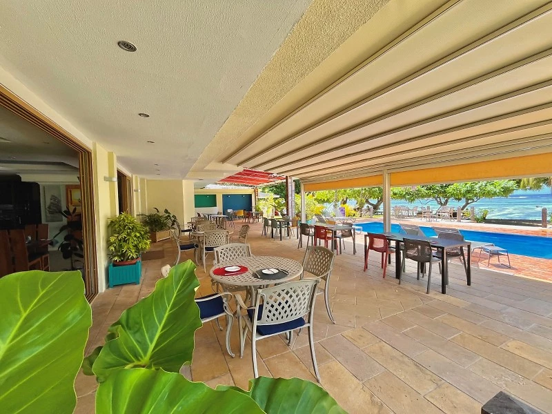 Terrasse du restaurant, Crown Beach Hotel, Seychelles