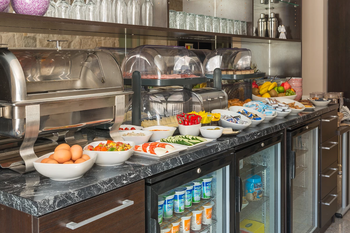 Petit déjeuner, Hôtel Palace Suites Heritage, Split, Croatie