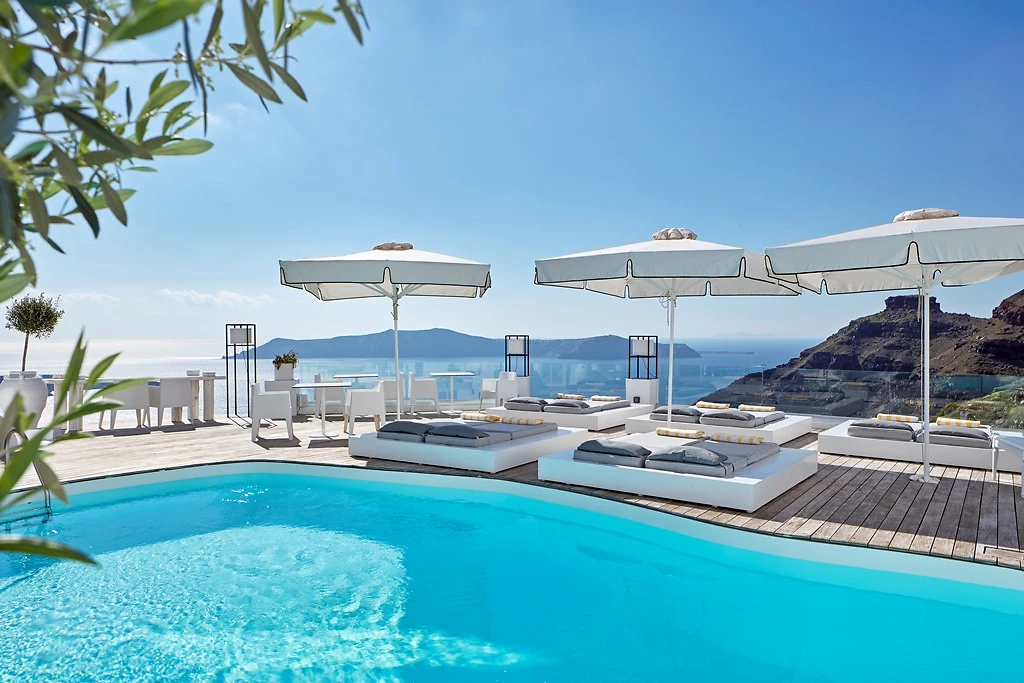 Piscine, Hôtel Sun Rocks Santorini, Santorin, Grèce.