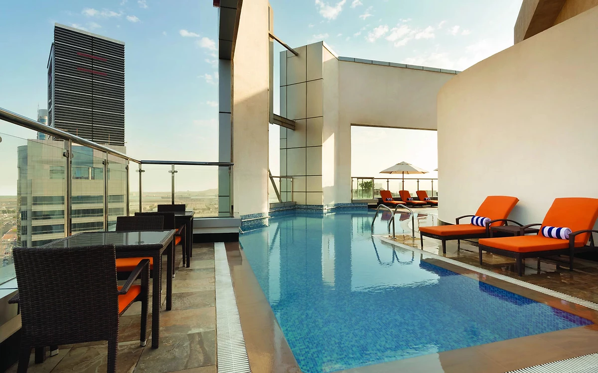 Abou Dhabi : Ramada by Wyndham Abu Dhabi Corniche