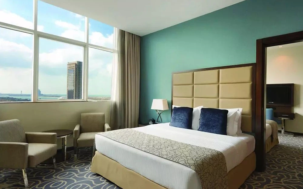 Chambre deluxe, Ramada by Wyndham Abu Dhabi Corniche, Abou Dhabi